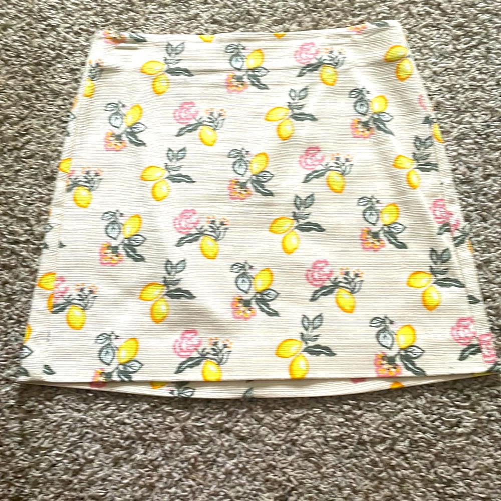 Ann Taylor Loft 🍋 LEMON mini above knee fitted skirt from Loft Outlet size 8P